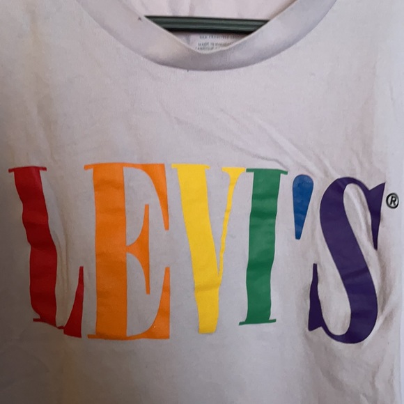 Levi’s crop top - Picture 2 of 3